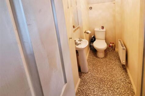 Cloakroom/Wc