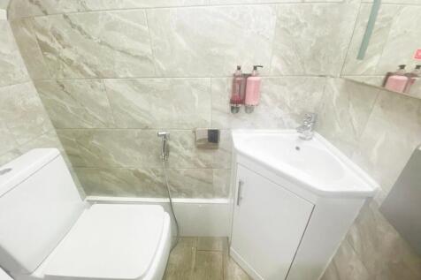 Cloakroom/Wc