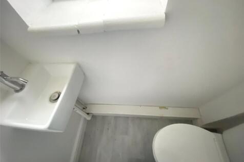 Cloakroom/Wc