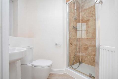 Ensuite Shower/Wc