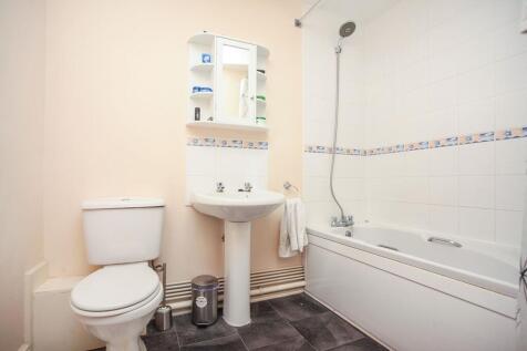 Bathroom/Shower Room