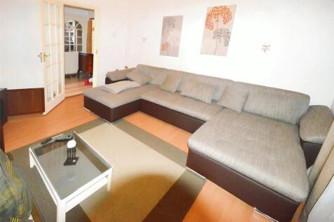 Commual Lounge