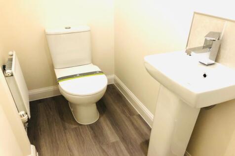 Cloakroom/WC