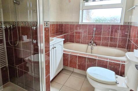 Bath/Shower Room