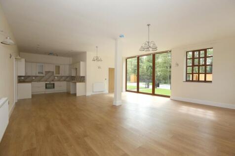 Open Lounge Kitchen