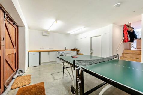 Garage Area