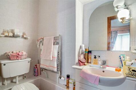 En Suite Shower