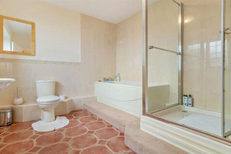 Bath Shower Room