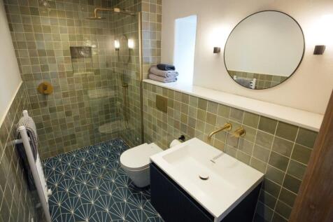 En Suite Shower