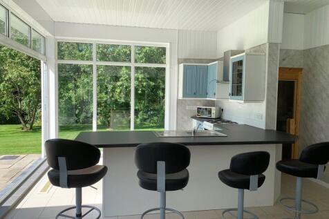Pool House