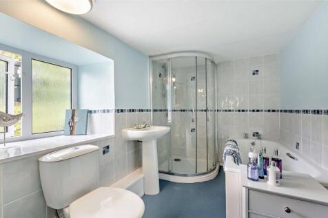 Bath Shower Room