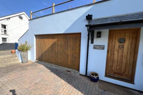 Double Garage