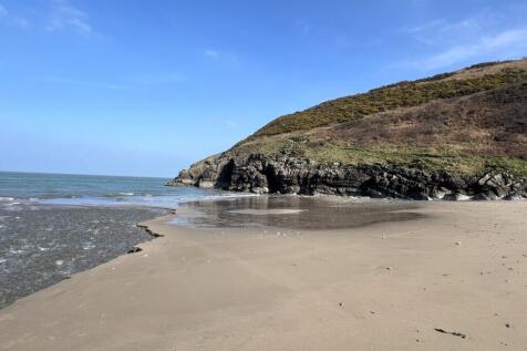 Cwmtydu Beach