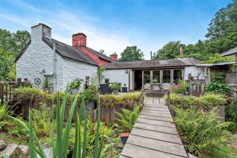 Gardens &amp; Grounds