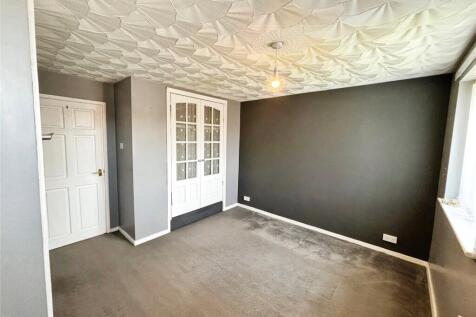 Bedroom One (2)