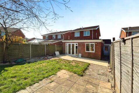 Rear Garden (2)