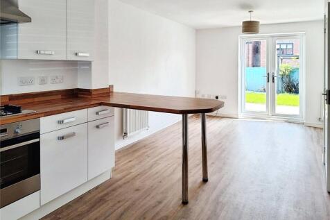 Living Room/Kitchen