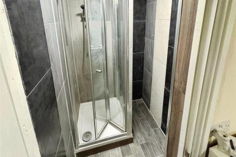 Ensuite Shower Room