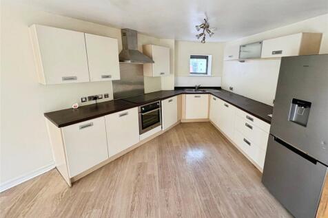 Living Room/Kitchen