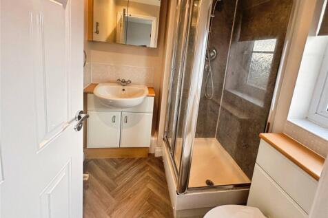 Ensuite Shower Room