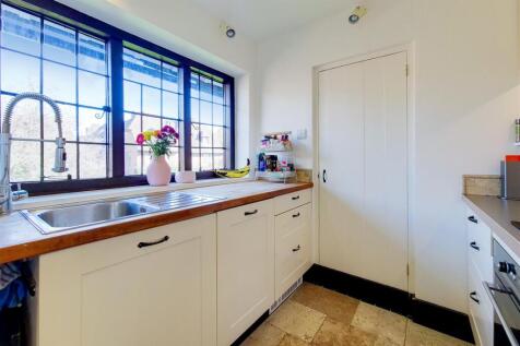 4_kitchen-1-jpg-6
