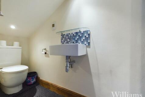 CAM02861G0-PR0161-STILL019.jpg