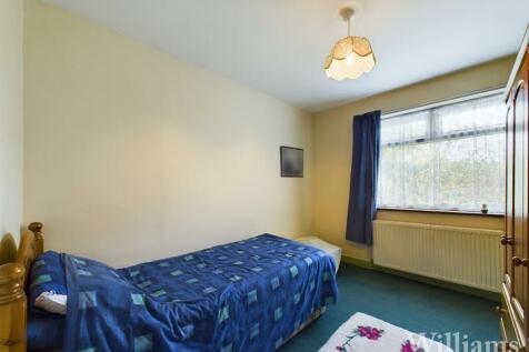 CAM02861G0-PR0209-STILL018.jpg