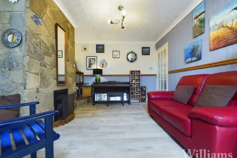 CAM02962G0-PR0200-STILL010.jpg