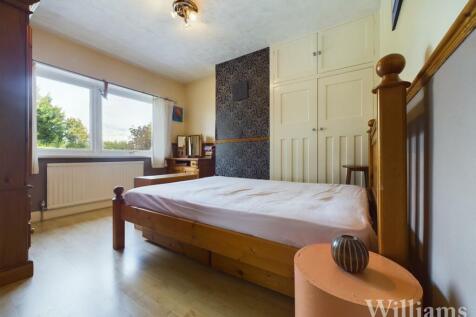 CAM02962G0-PR0200-STILL028.jpg