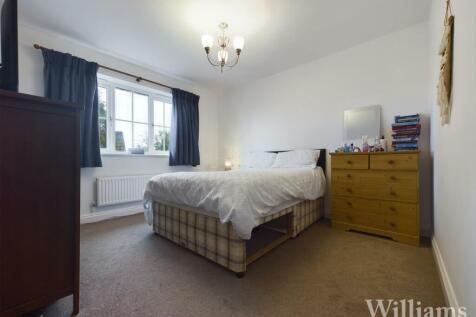CAM02962G0-PR0198-STILL047.jpg
