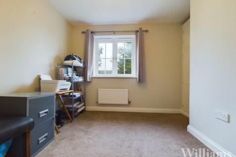 CAM02962G0-PR0198-STILL038.jpg