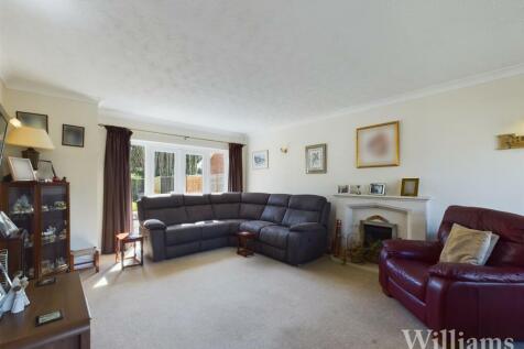 CAM02962G0-PR0201-STILL001.jpg