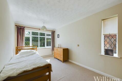 CAM02962G0-PR0201-STILL009.jpg