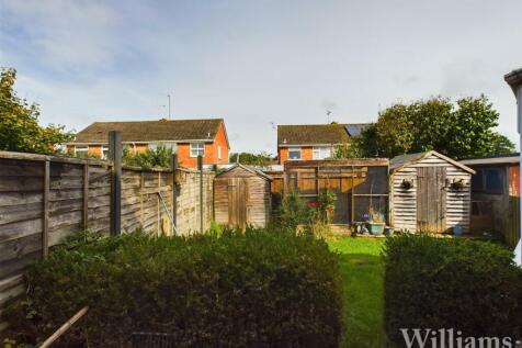 CAM02861G0-PR0241-STILL022.jpg