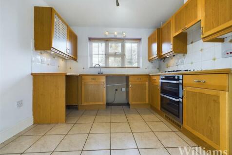 CAM02861G0-PR0258-STILL012.jpg