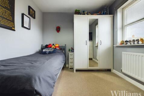 CAM02861G0-PR0280-STILL019.jpg