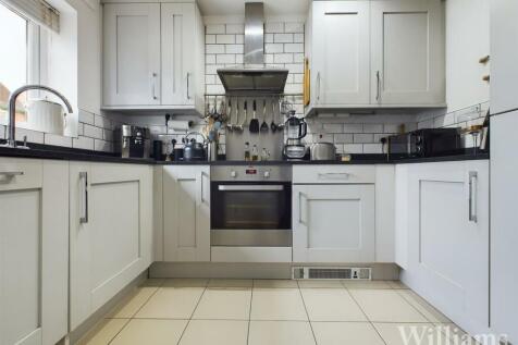 CAM02861G0-PR0288-STILL002.jpg