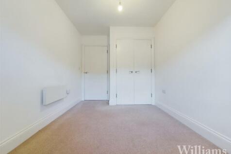 CAM02861G0-PR0303-STILL002.jpg