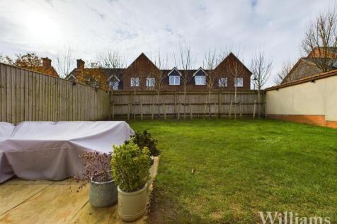 CAM04950G0-PR0031-STILL014.jpg