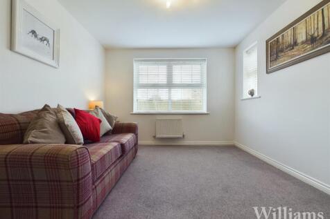 CAM04950G0-PR0028-STILL017.jpg