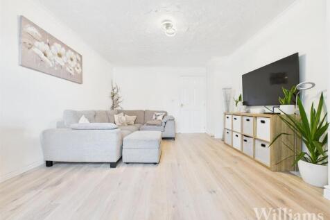 CAM02861G0-PR0342-STILL007.jpg