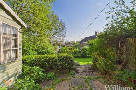 CAM02861G0-PR0380-STILL004.jpg