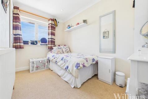 CAM02861G0-PR0395-STILL015.jpg
