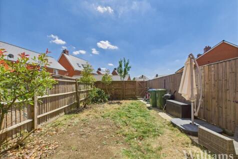 CAM04950G0-PR0096-STILL007.jpg