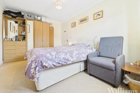 CAM04950G0-PR0107-STILL028.jpg