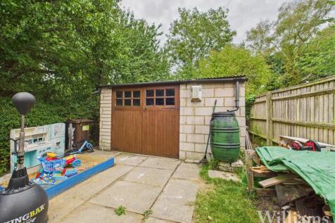 CAM02861G0-PR0450-STILL024.jpg