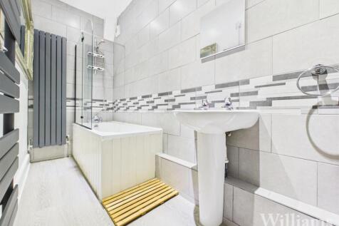 CAM02861G0-PR0469-STILL015.jpg