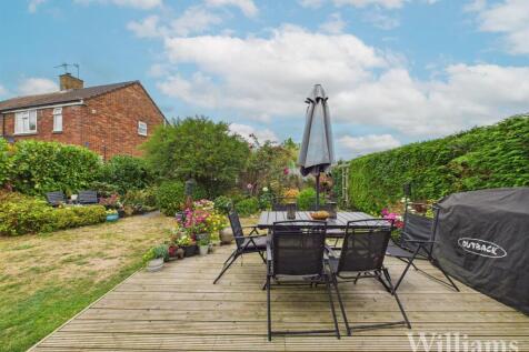 CAM02861G0-PR0467-STILL008.jpg
