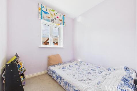 CAM04950G0-PR0129-STILL017.jpg