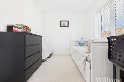 CAM02861G0-PR0486-STILL056.jpg